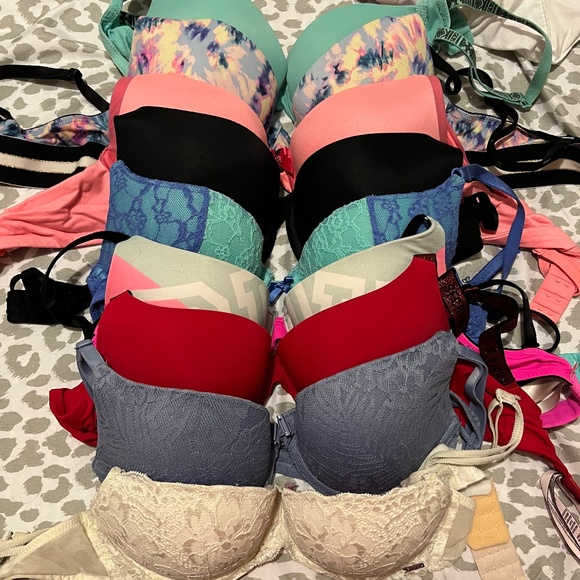 PINK Victoria's Secret Other - Victoria’s Secret bras